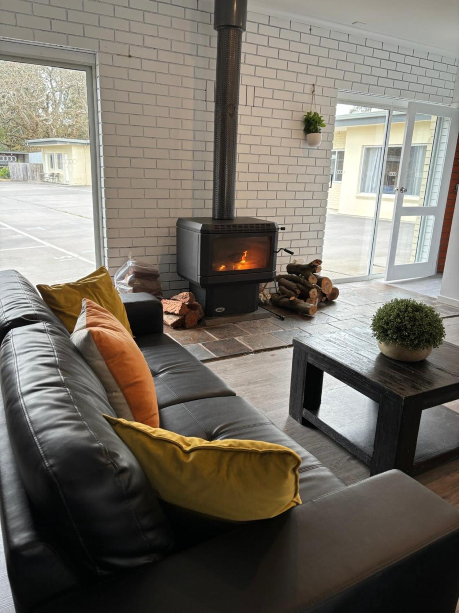Wilsons Promontory Motel Фостер Экстерьер фото