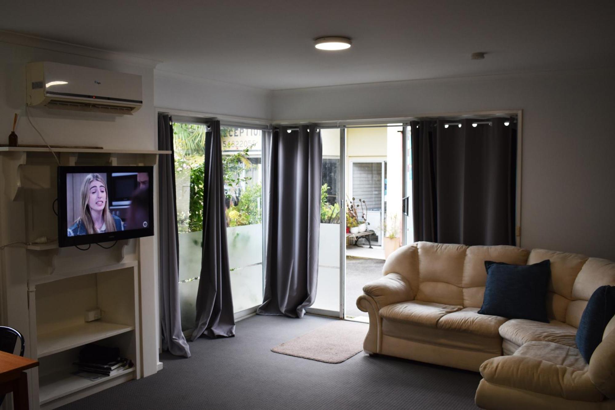 Wilsons Promontory Motel Фостер Экстерьер фото