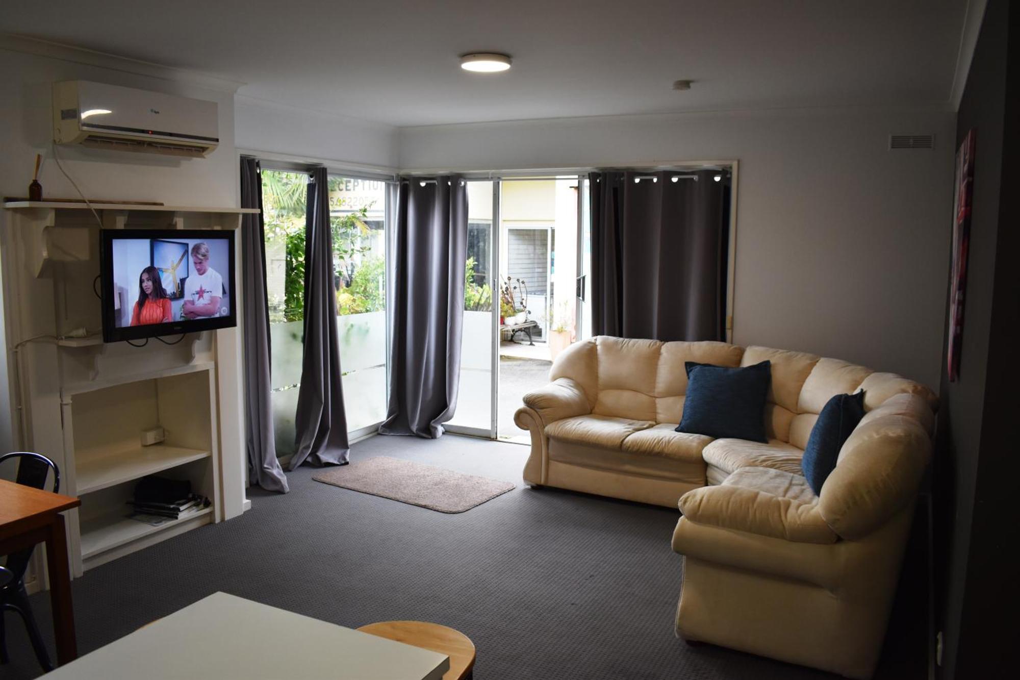 Wilsons Promontory Motel Фостер Экстерьер фото